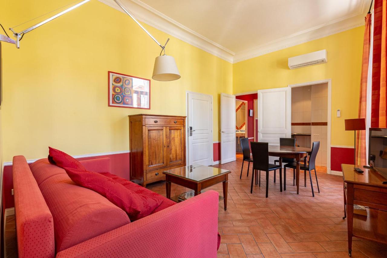 Cannes-hyper-centre Appartement *